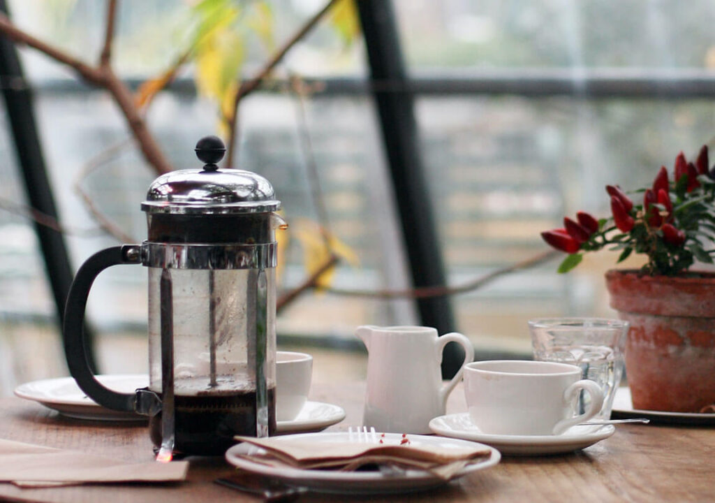 Wasser, Kalk und die richtige Pflege für Ihre Kaffeemaschine